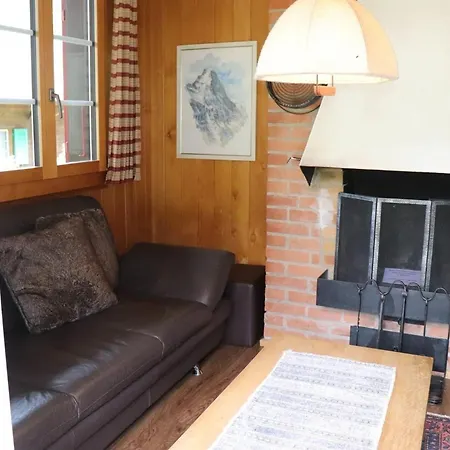 Gemuetliches Zum Alleinbewohnen Mit Garten & Bergblick, Kostenloses Wifi, Ladestation Fuer E-autos Grindelwald